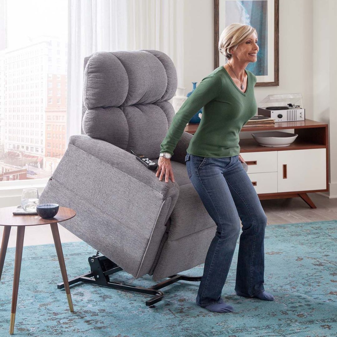 Golden MaxiComfort PR535 power lift chair recliner